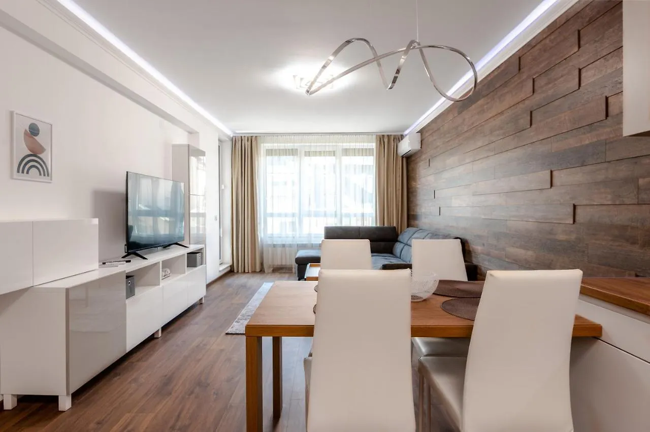 New Stylish 1-Bedroom Flat In Business District ソフィア